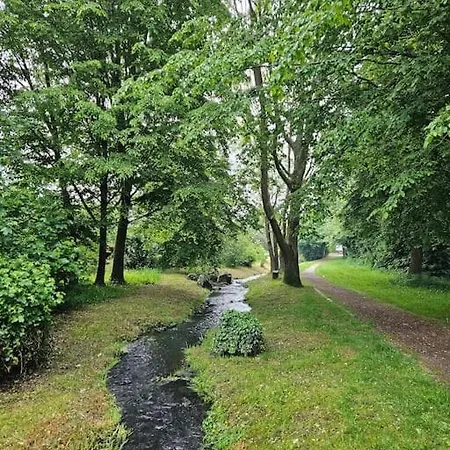 Laendlich Am Bach, Doppelbett Und 2 Einzel