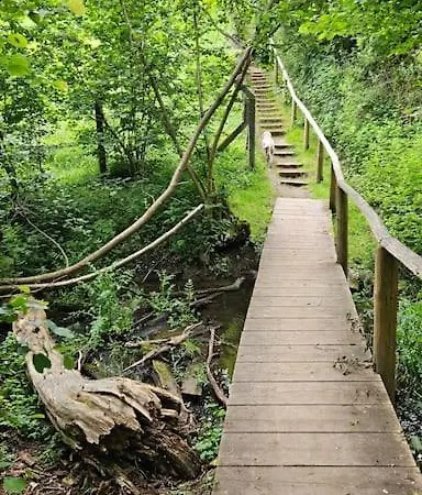 アパート Laendlich Am Bach, Doppelbett Und 2 Einzel *