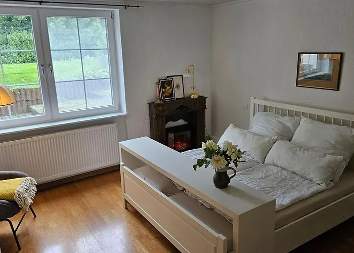 Laendlich Am Bach, Doppelbett Und 2 Einzel *