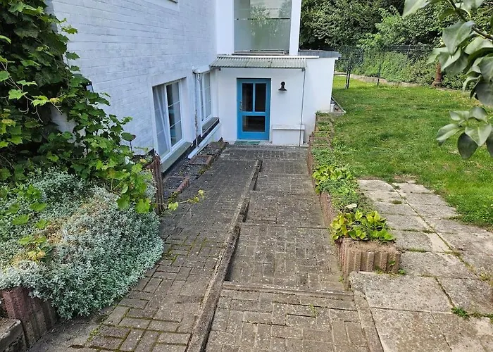 Laendlich Am Bach, Doppelbett Und 2 Einzel *