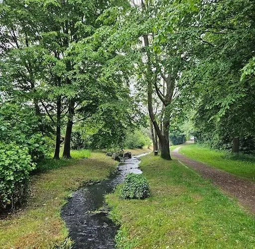 Laendlich Am Bach, Doppelbett Und 2 Einzel